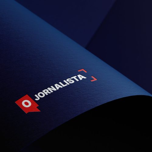 Free_Logo_Mockup_1